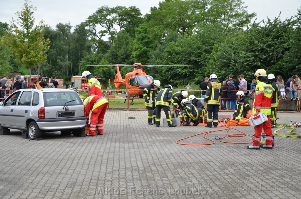 Tag der Offenen Tuer BF Koeln Weidenpesch Scheibenstr P348.JPG